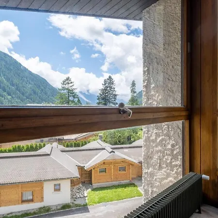 Апартаменты Vintage Appt With Balcony- View On Mont Blanc